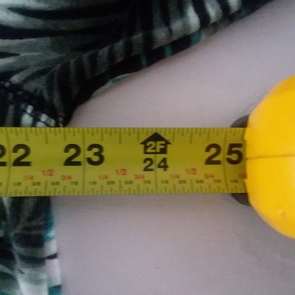 Victoria's Secret PINK Sweater - Picture 11 of 14